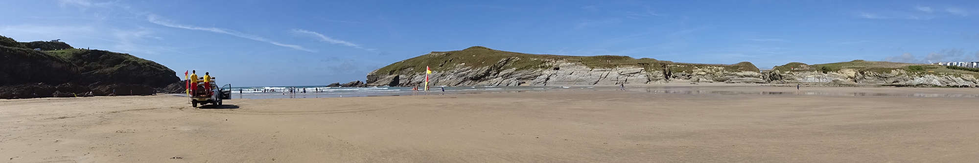 Porth beach with lifeguards