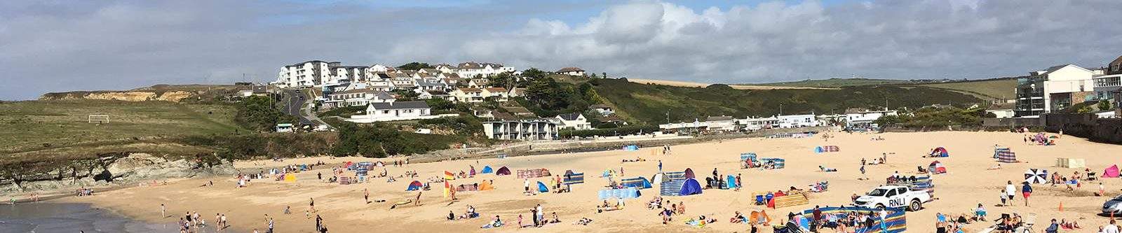 busy Porth beach