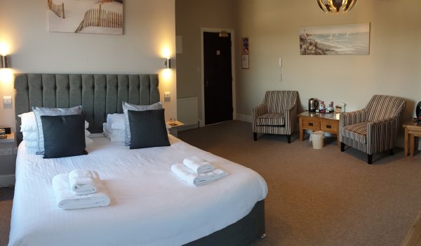 superior king balcony beach view room