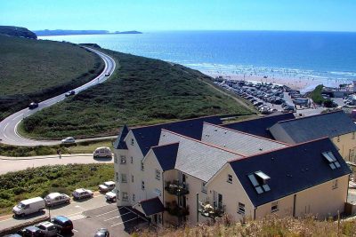 Beachcombers Apartments exterior