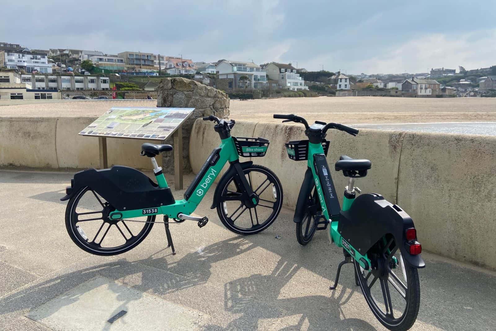 Beryl e-bikes on Porth Beach