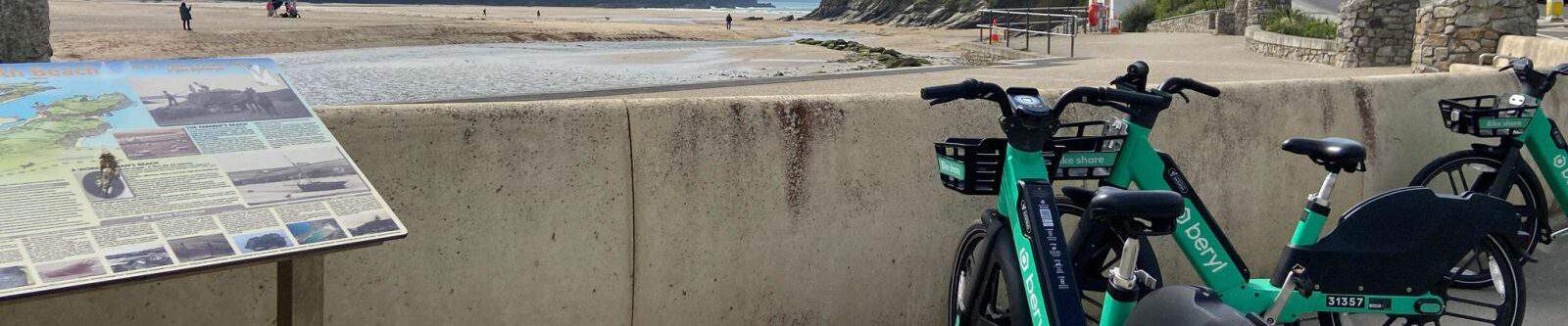 Beryl e-bikes on Porth Beach